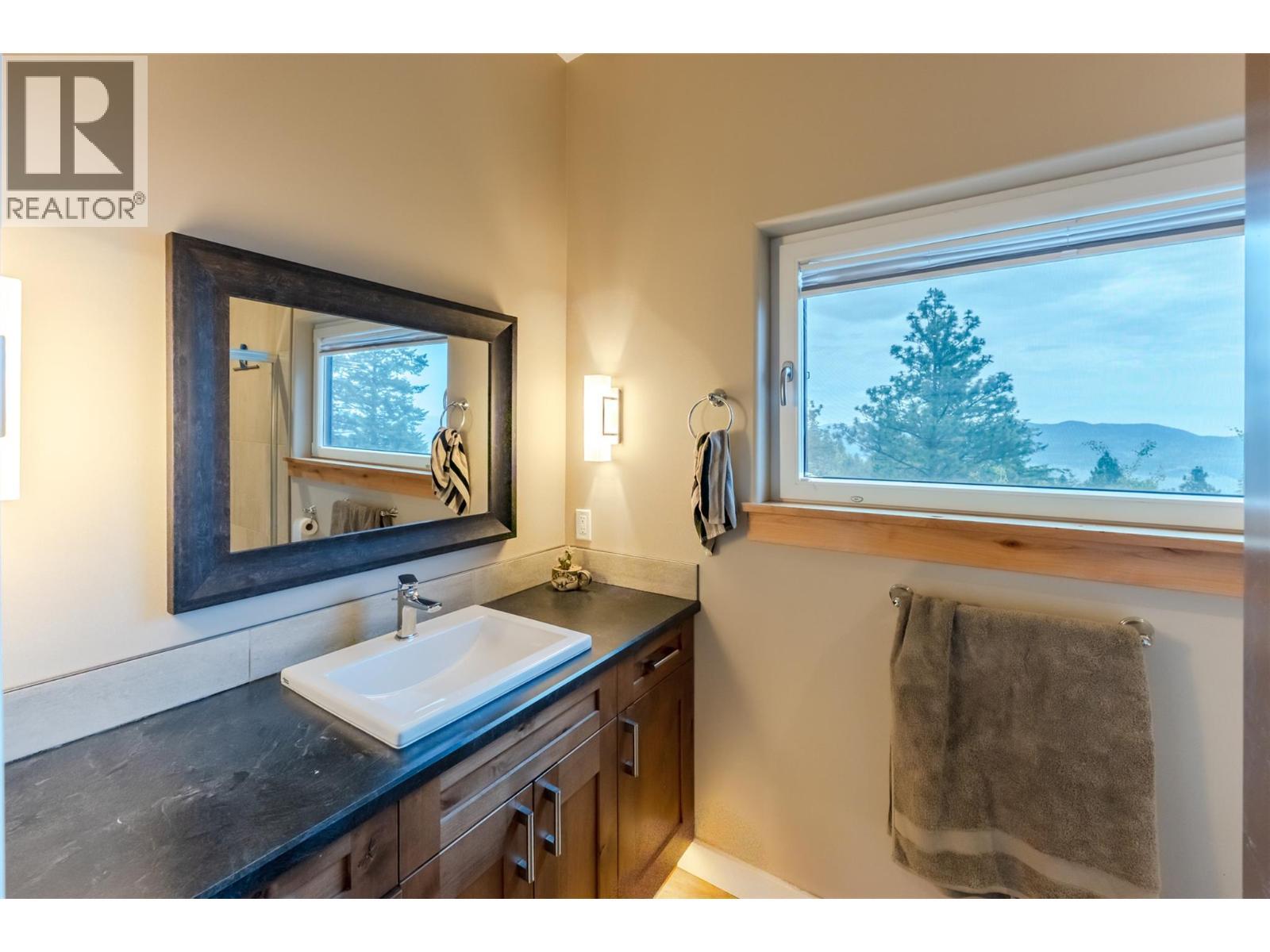 935 Eagle Place, Osoyoos, BC