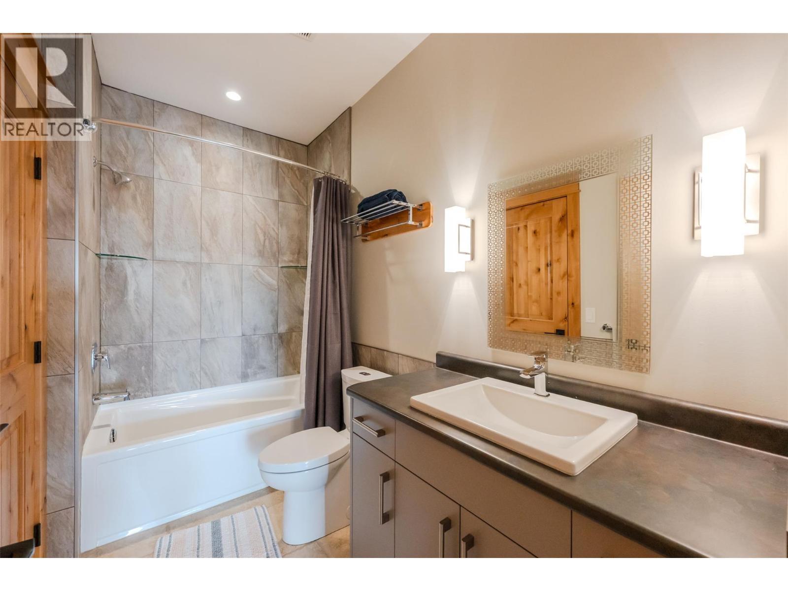 935 Eagle Place, Osoyoos, BC