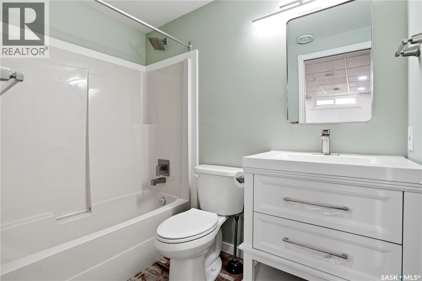 3348 Gloucester Bay, Regina, SK