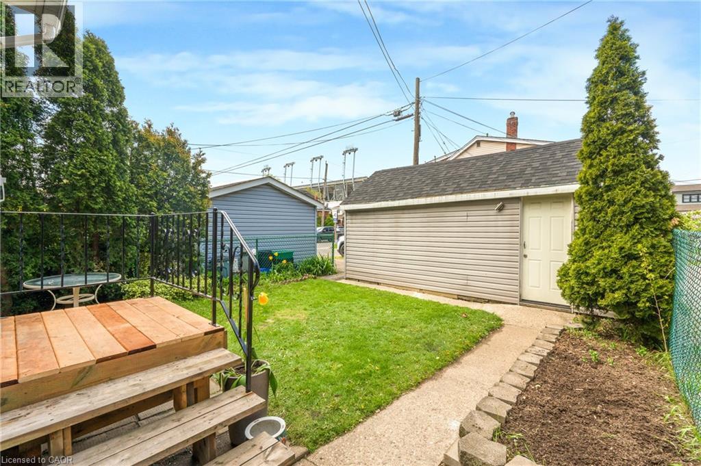 153 Gage Avenue N, Hamilton, ON