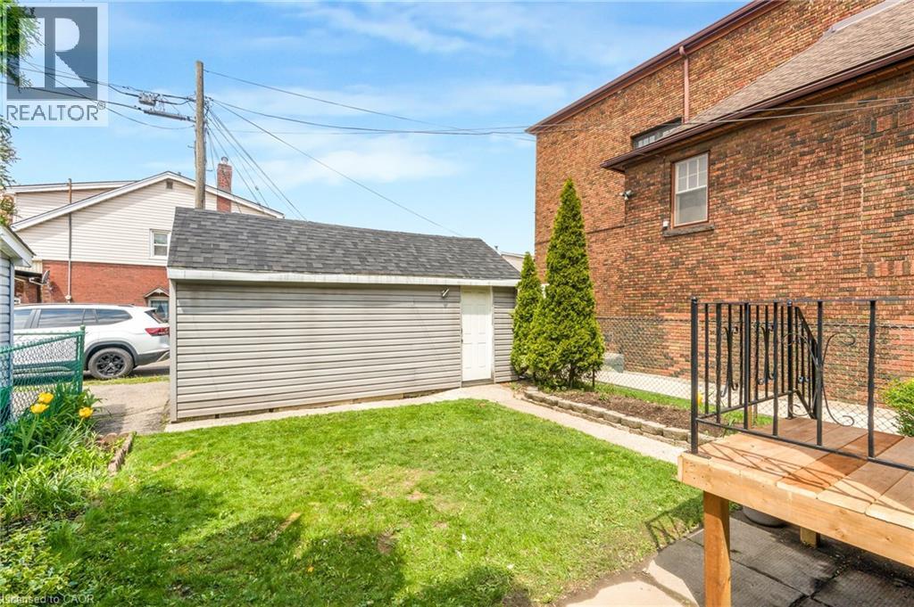 153 Gage Avenue N, Hamilton, ON