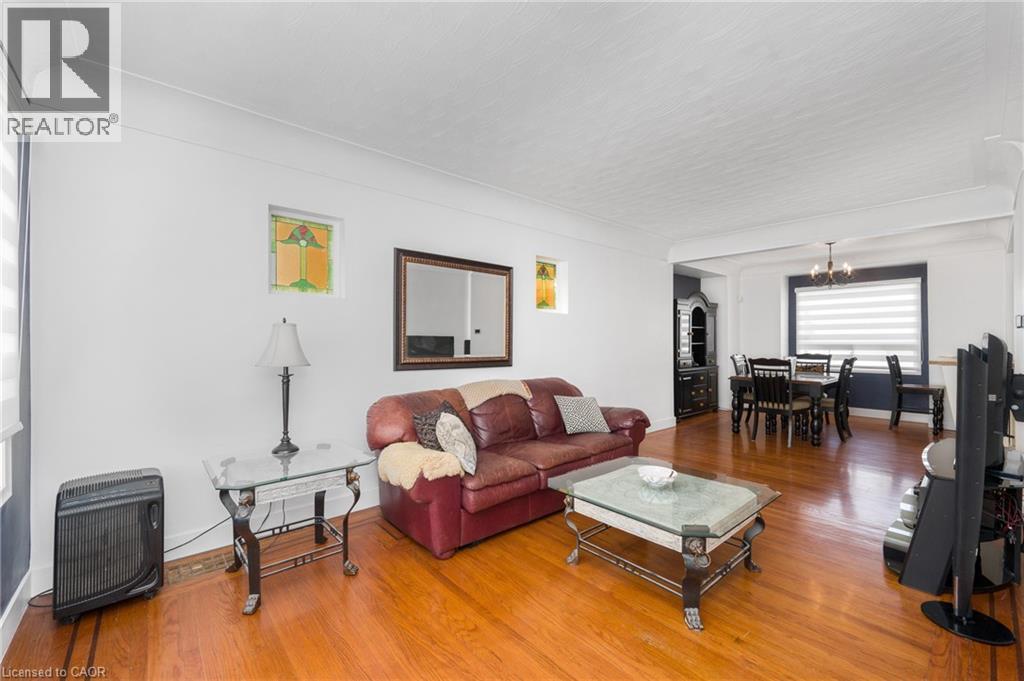 153 Gage Avenue N, Hamilton, ON