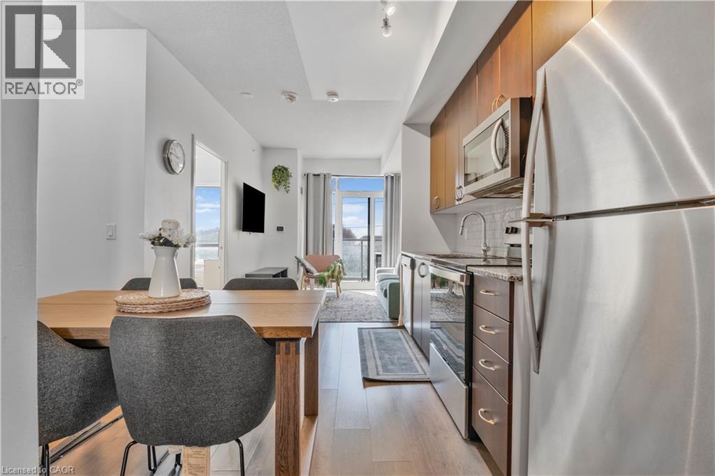 3220 Sheppard Avenue E, Toronto, ON