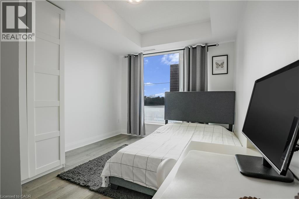 3220 Sheppard Avenue E, Toronto, ON