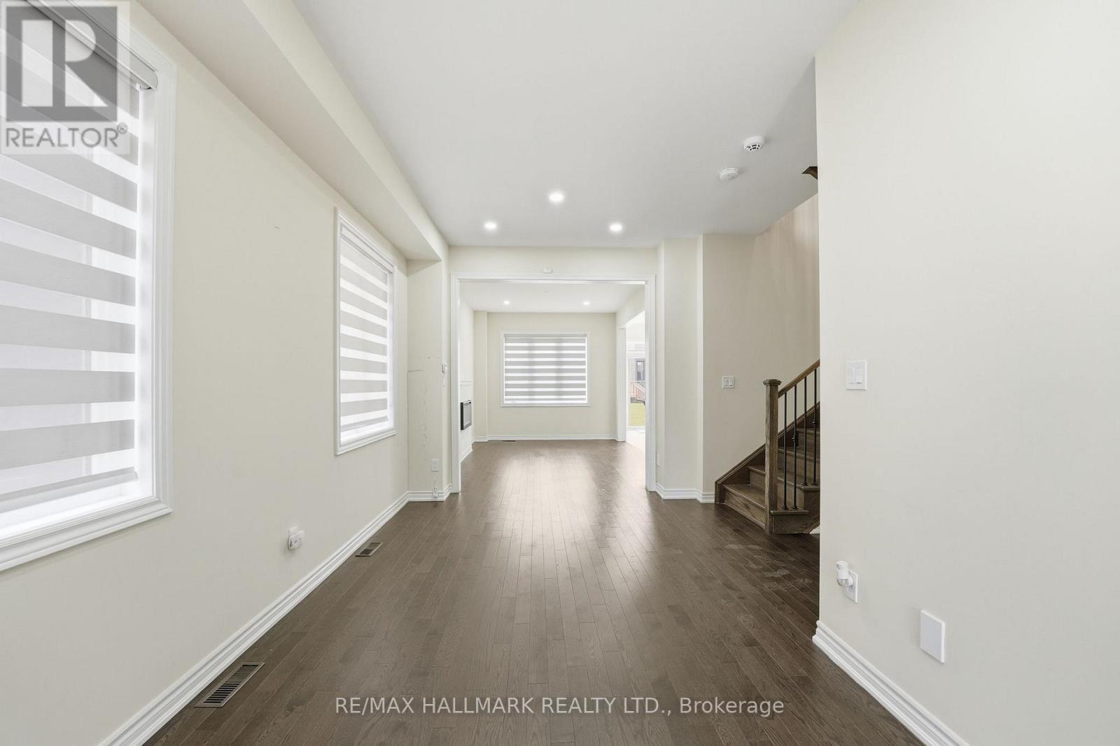 20 Bertram Gate, Whitby, ON