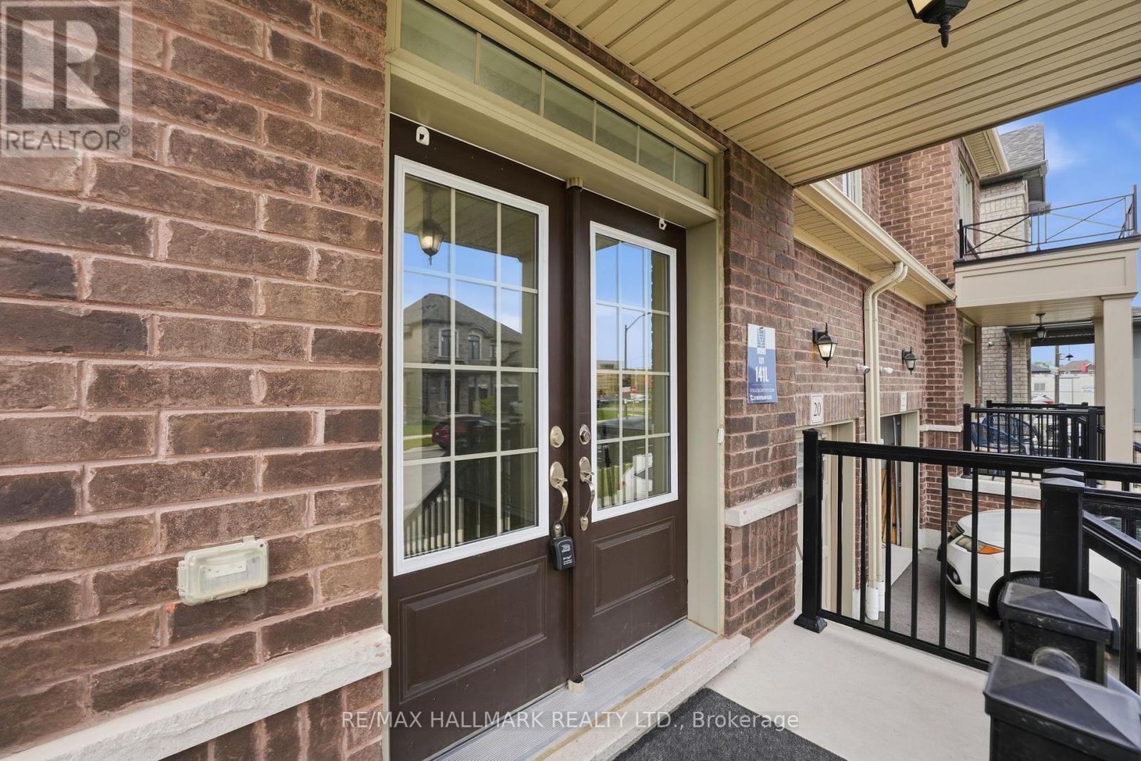 20 Bertram Gate, Whitby, ON
