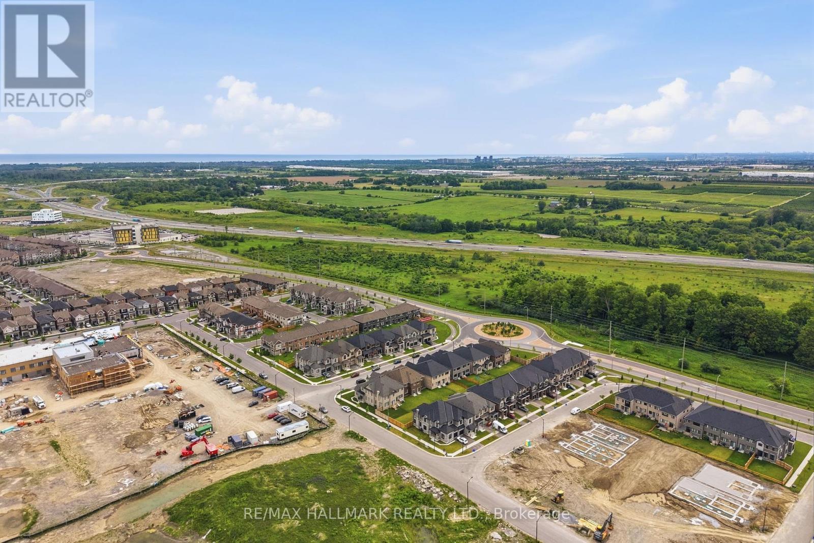 20 Bertram Gate, Whitby, ON