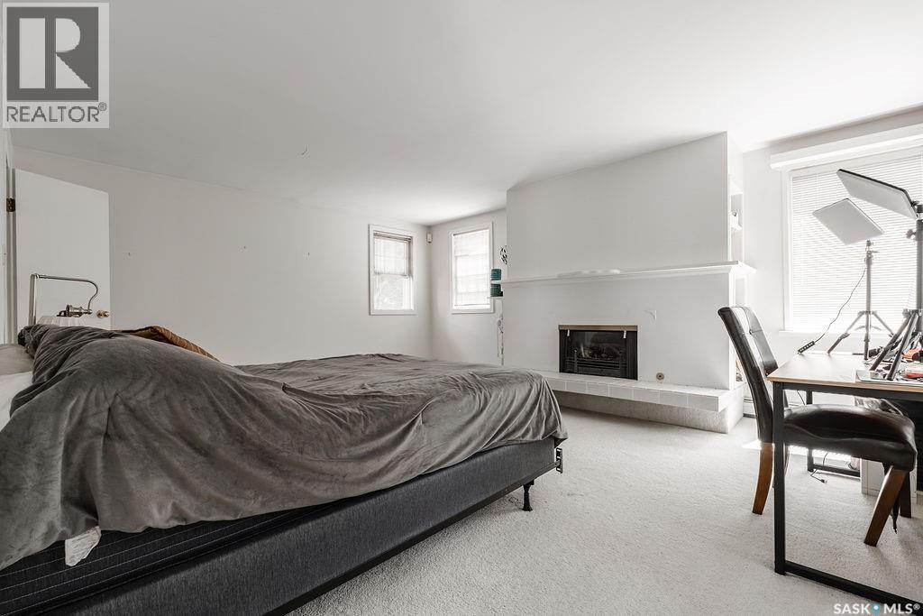 1004 University Drive, Saskatoon, SK