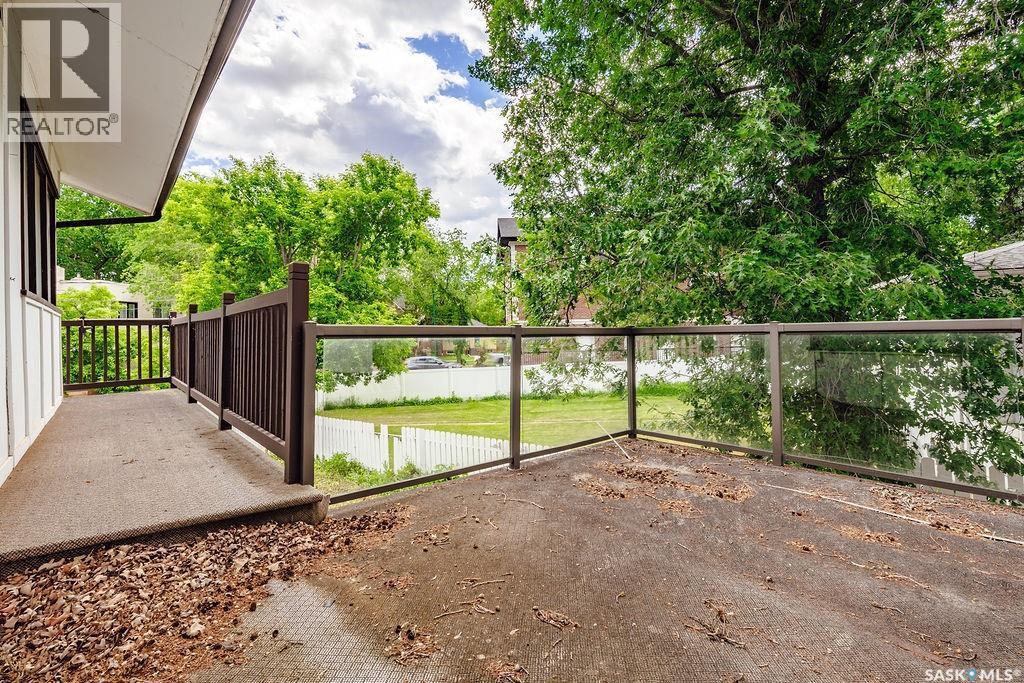 1004 University Drive, Saskatoon, SK