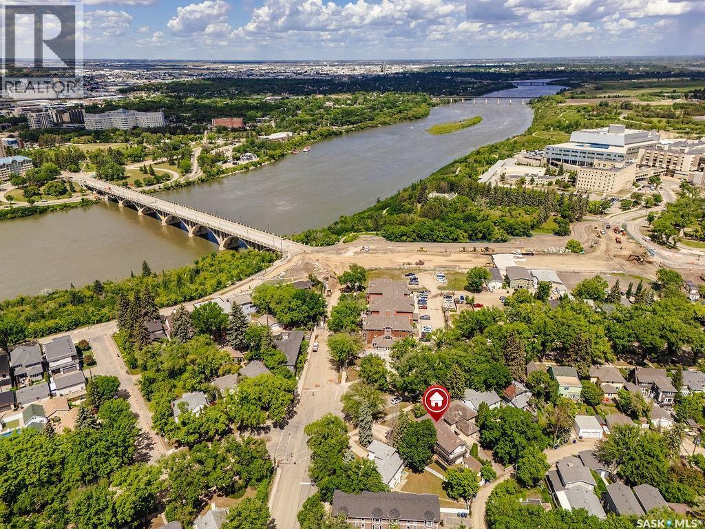1004 University Drive, Saskatoon, SK