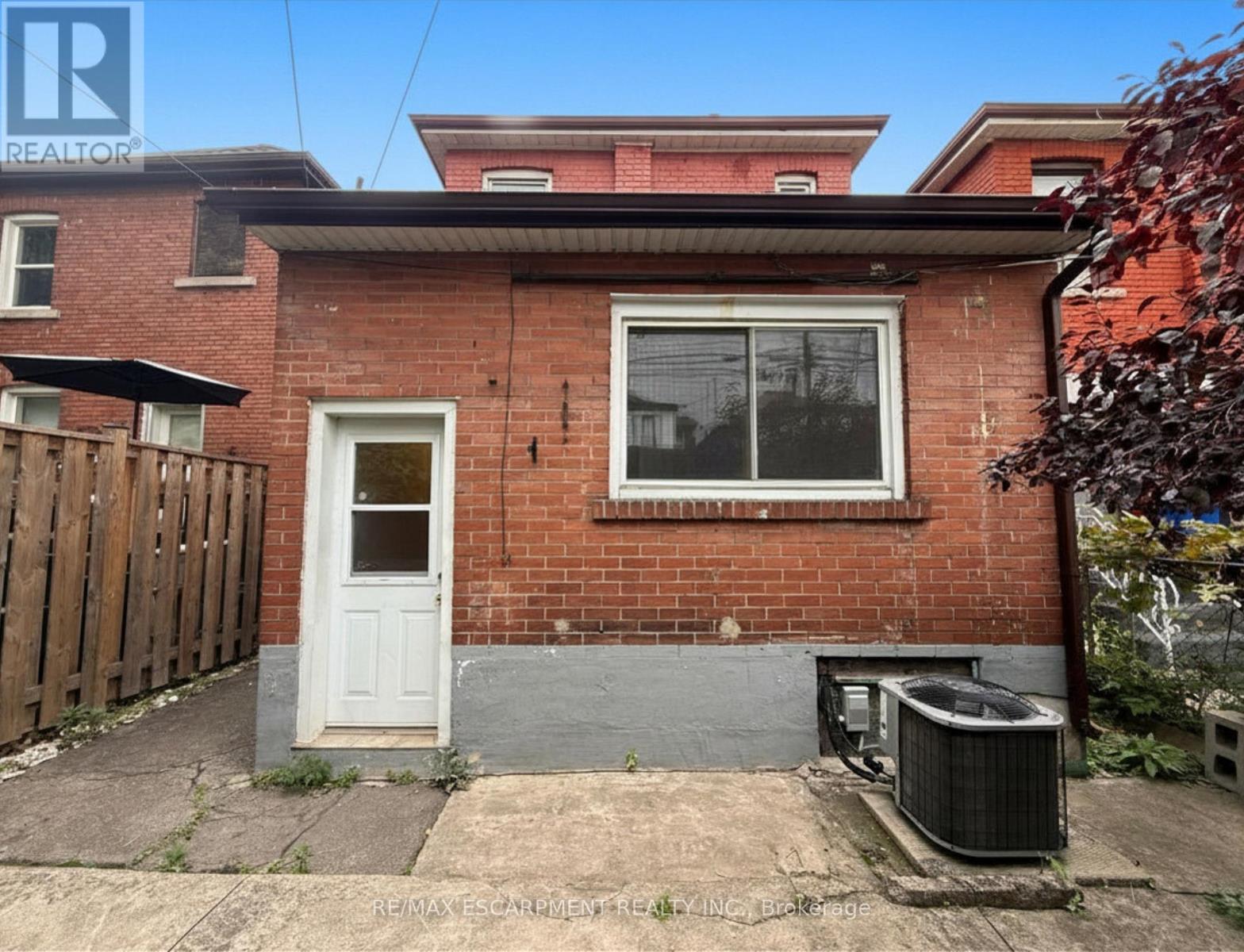 24 Somerset Avenue, Hamilton, ON