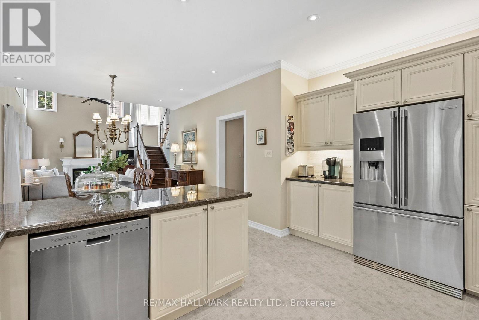 4 Lythgoe Lane, Ajax, ON