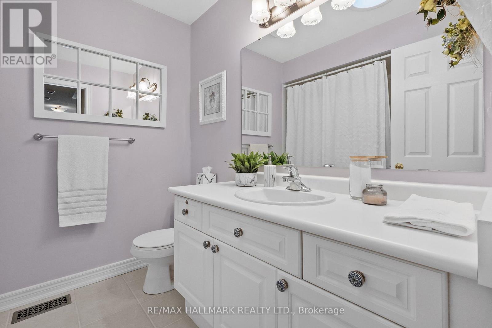 4 Lythgoe Lane, Ajax, ON