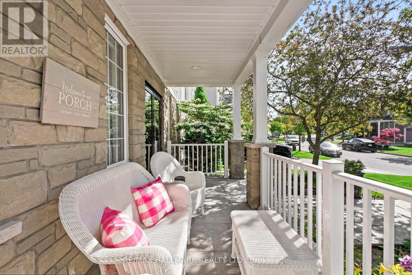 4 Lythgoe Lane, Ajax, ON