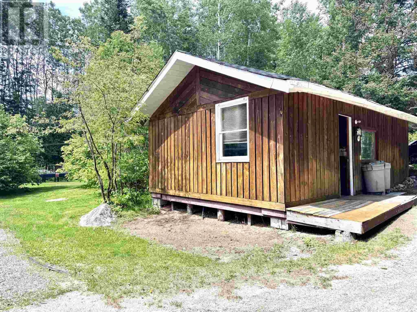 523 Lyndale Rd, White River, ON