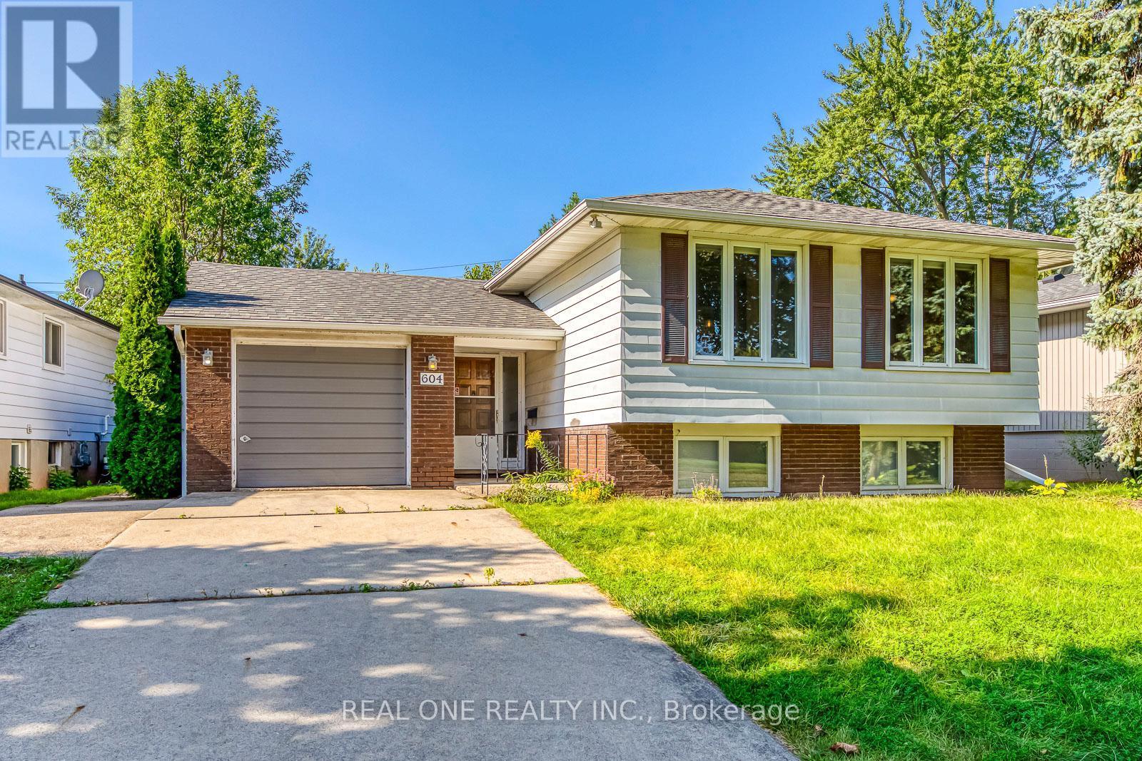 604 Bridle Wood, Burlington, ON
