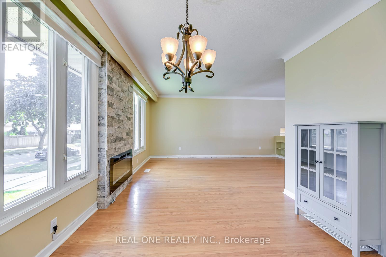 604 Bridle Wood, Burlington, ON