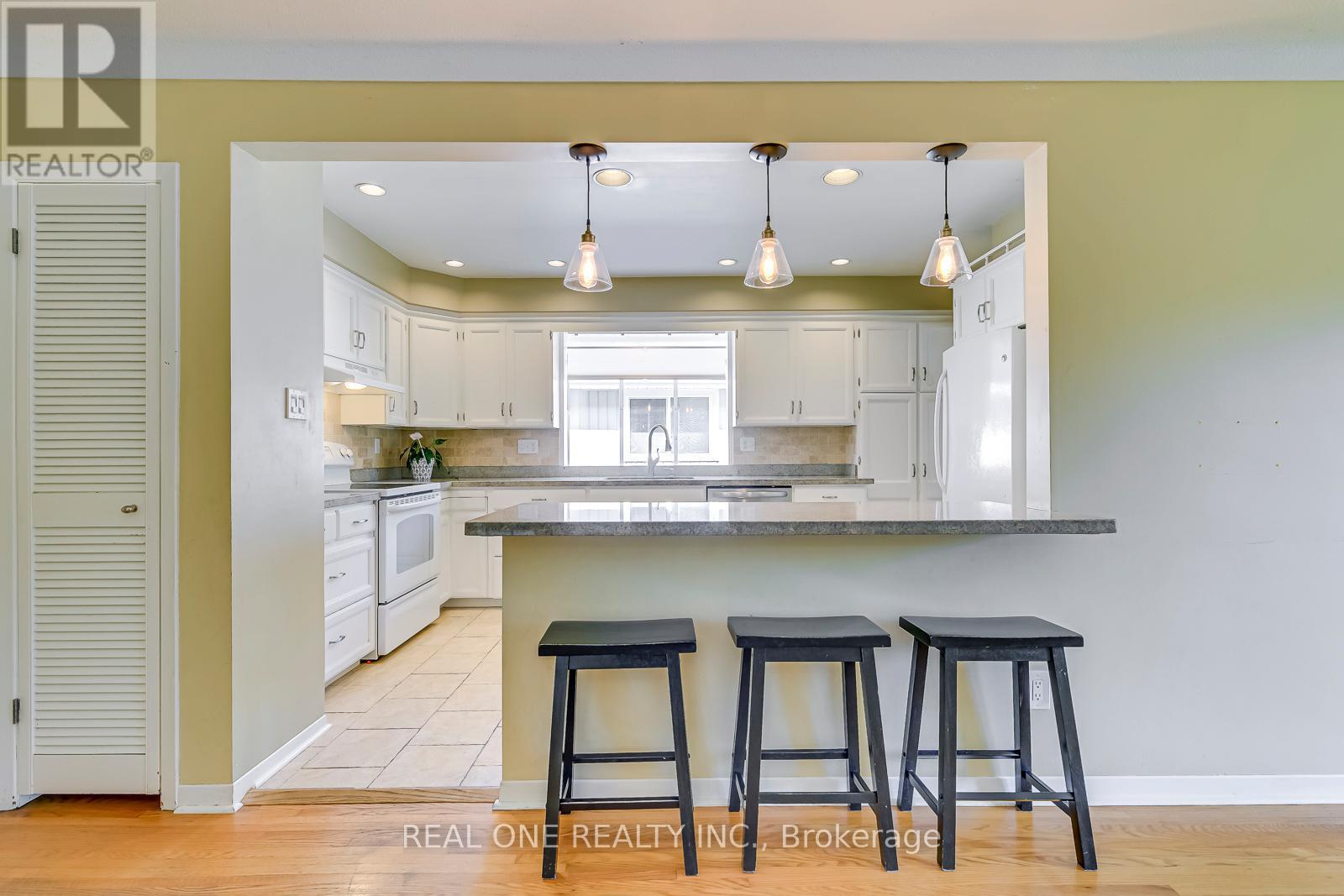 604 Bridle Wood, Burlington, ON
