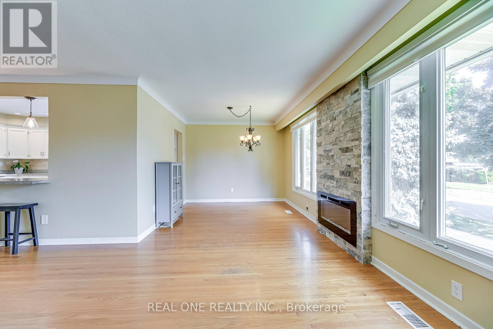 604 Bridle Wood, Burlington, ON