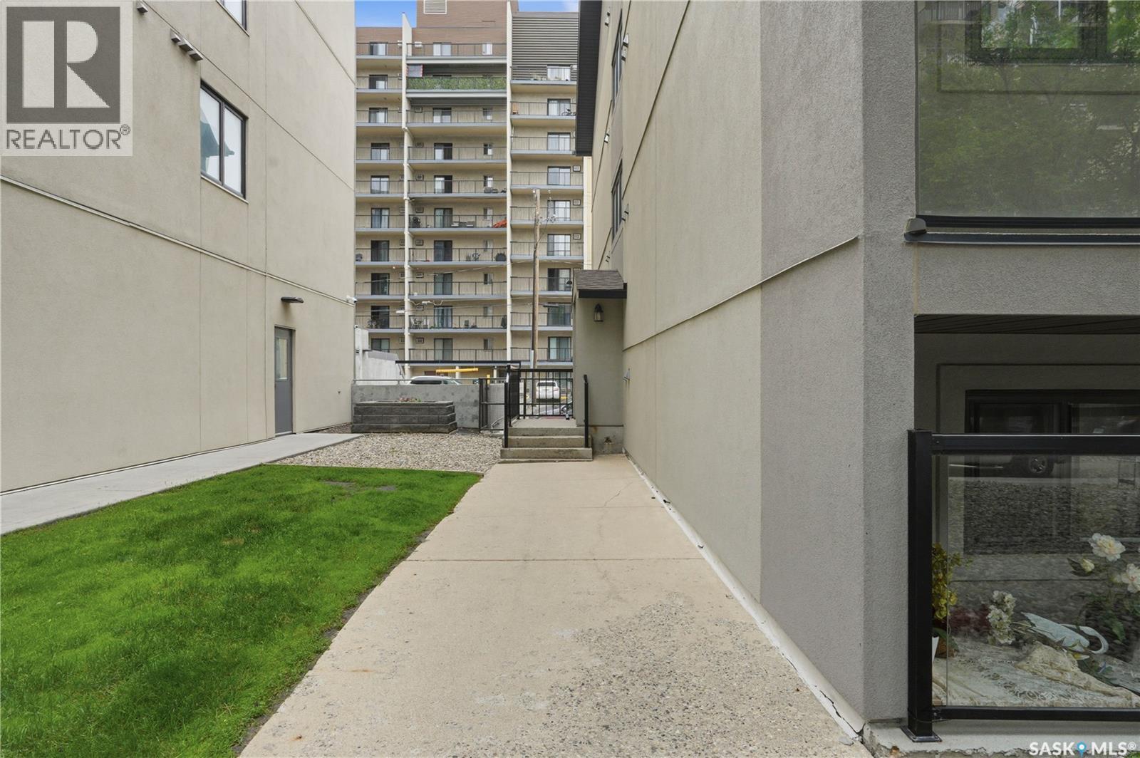 403 536 4Th Avenue N, Saskatoon, SK