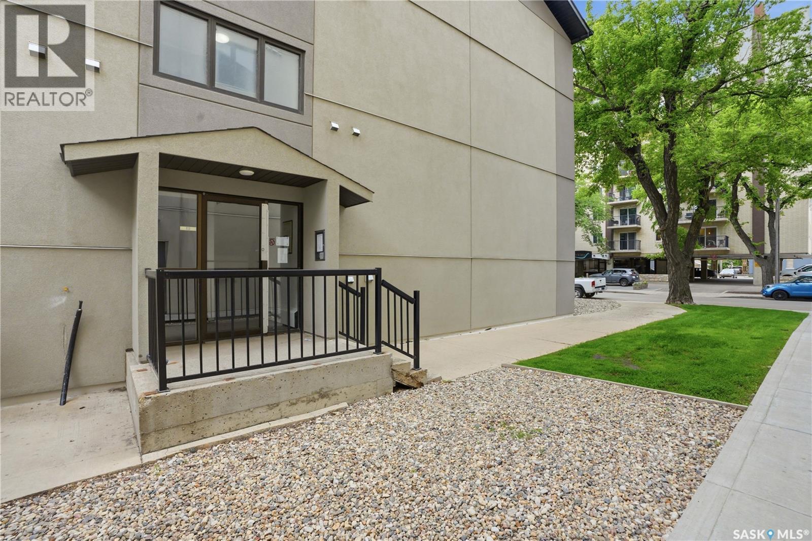 403 536 4Th Avenue N, Saskatoon, SK