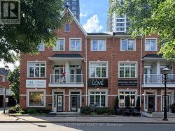 2085 PINE STREET Burlington, ON L7R 1G1
