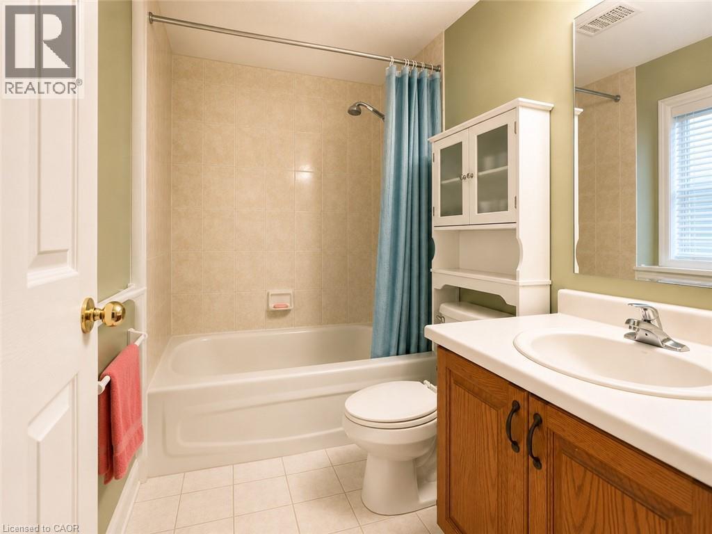 287 Resurrection Drive Unit# Upper, Kitchener, ON
