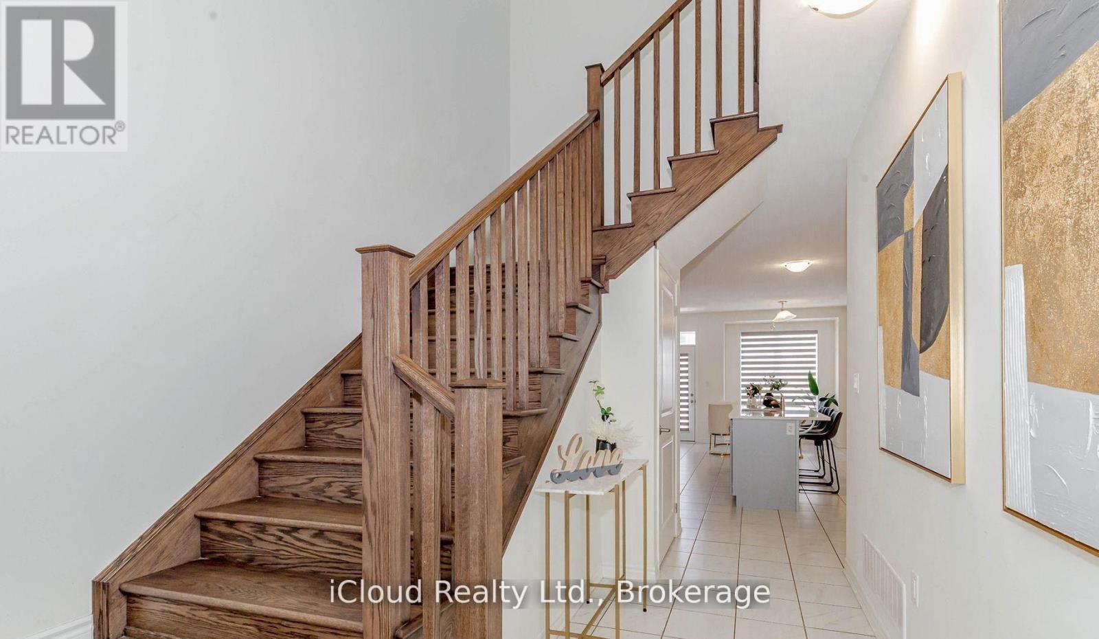 98 Eberly Woods Drive, Caledon, ON - Indoor Photo Showing Other Room
