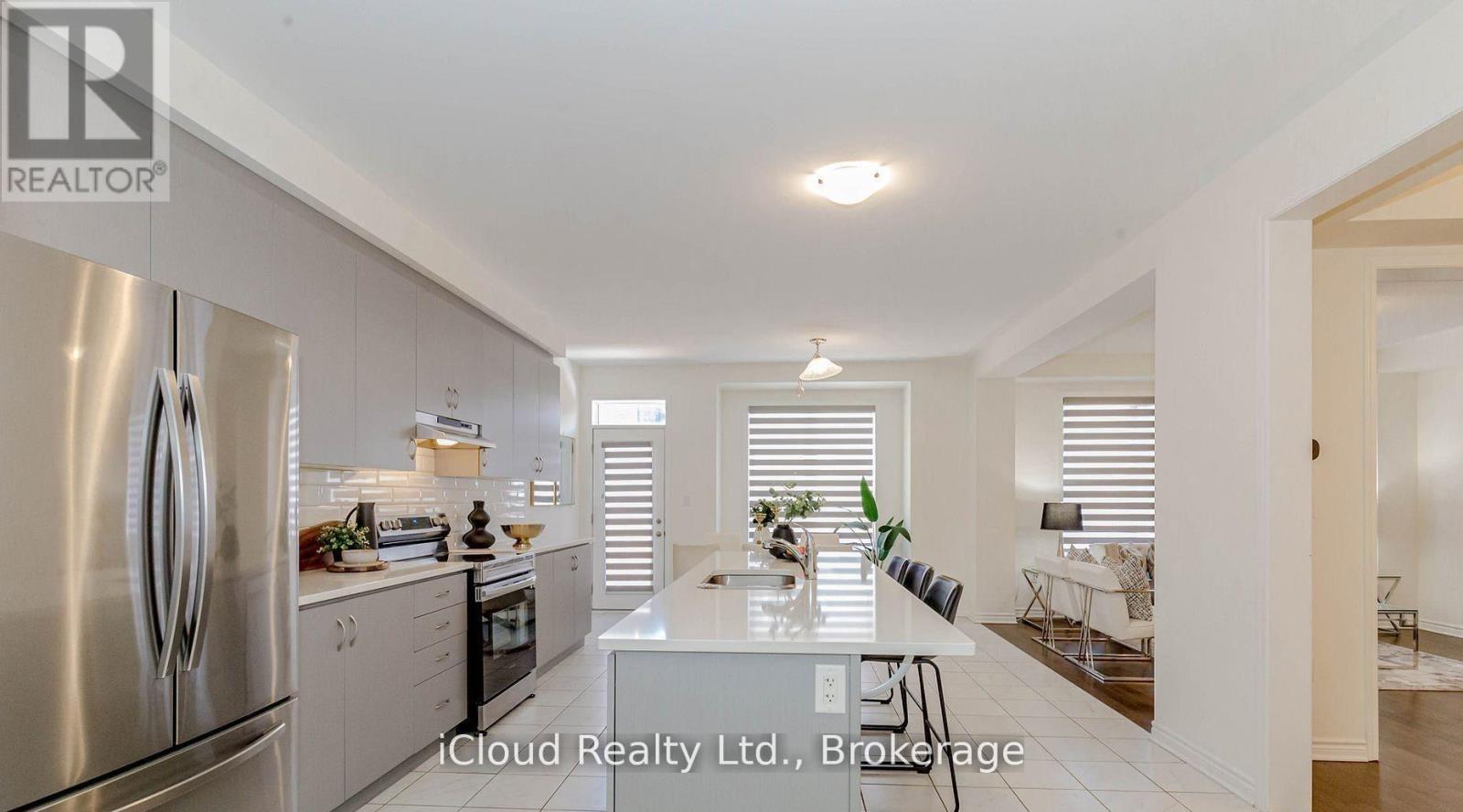 98 Eberly Woods Drive, Caledon, ON - Indoor Photo Showing Kitchen
