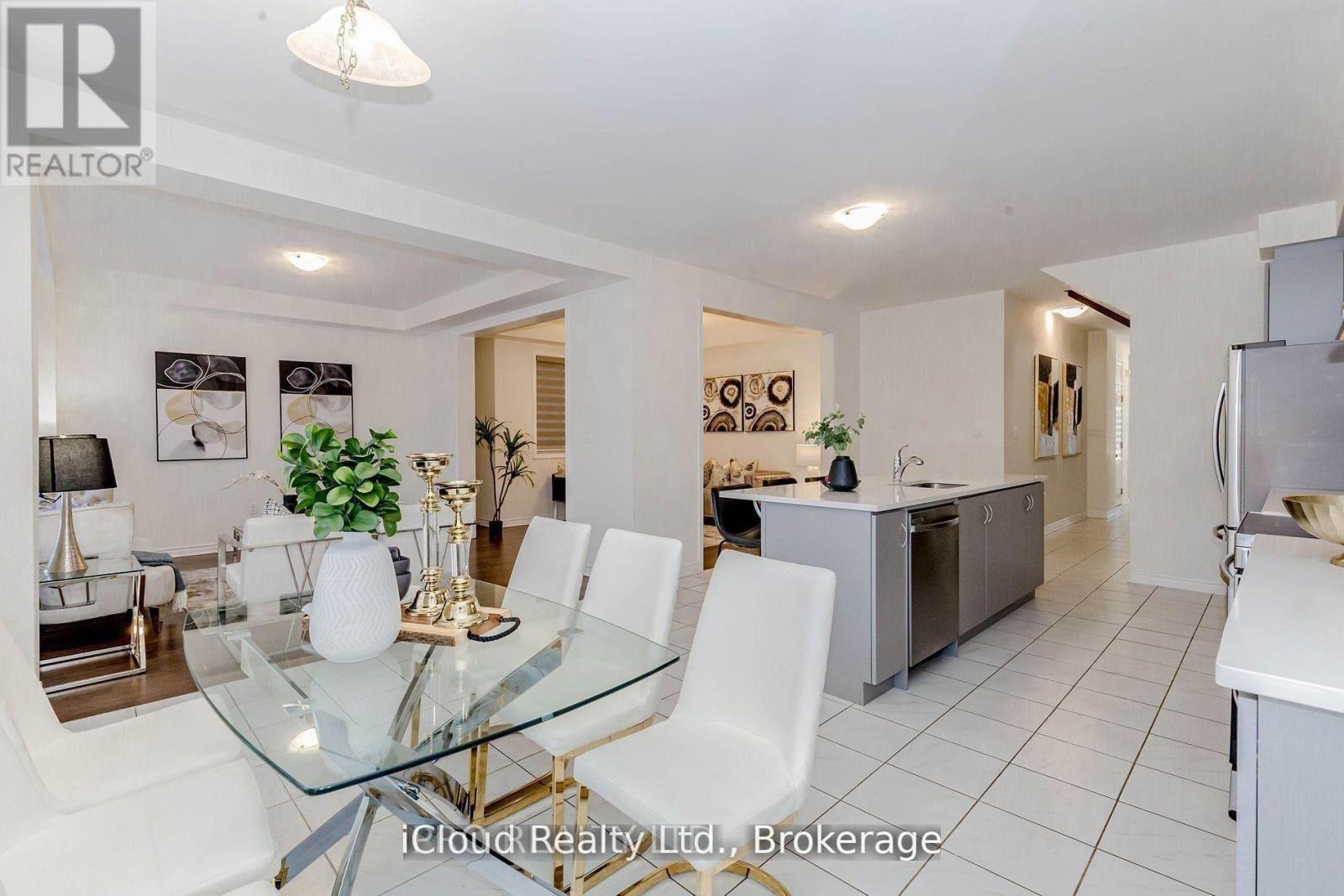 98 Eberly Woods Drive, Caledon, ON - Indoor Photo Showing Dining Room
