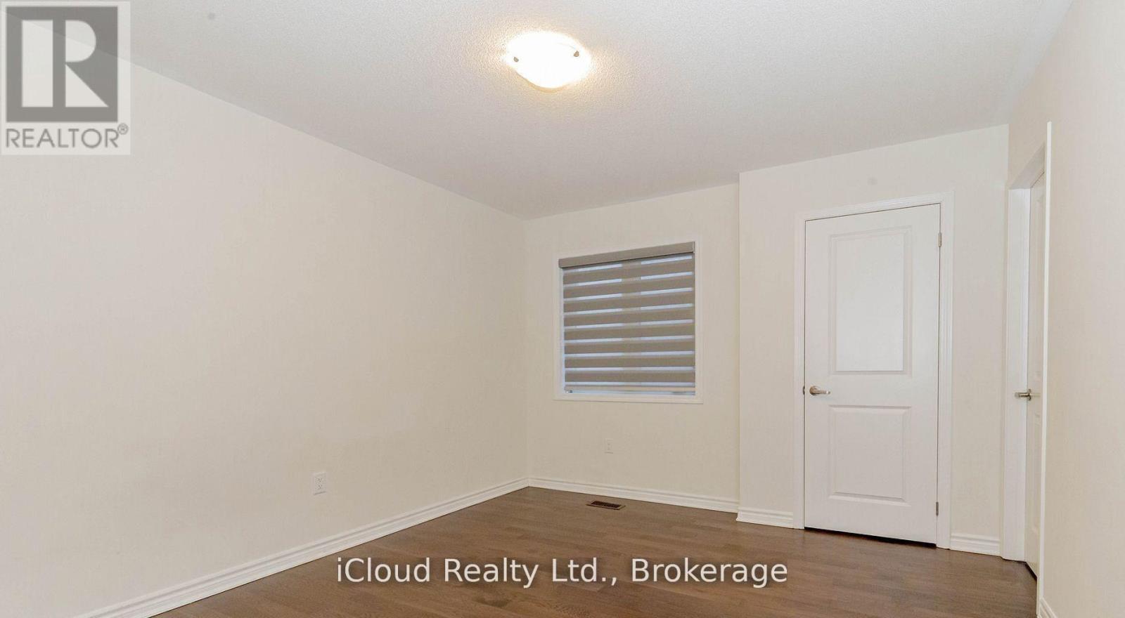 98 Eberly Woods Drive, Caledon, ON - Indoor Photo Showing Other Room