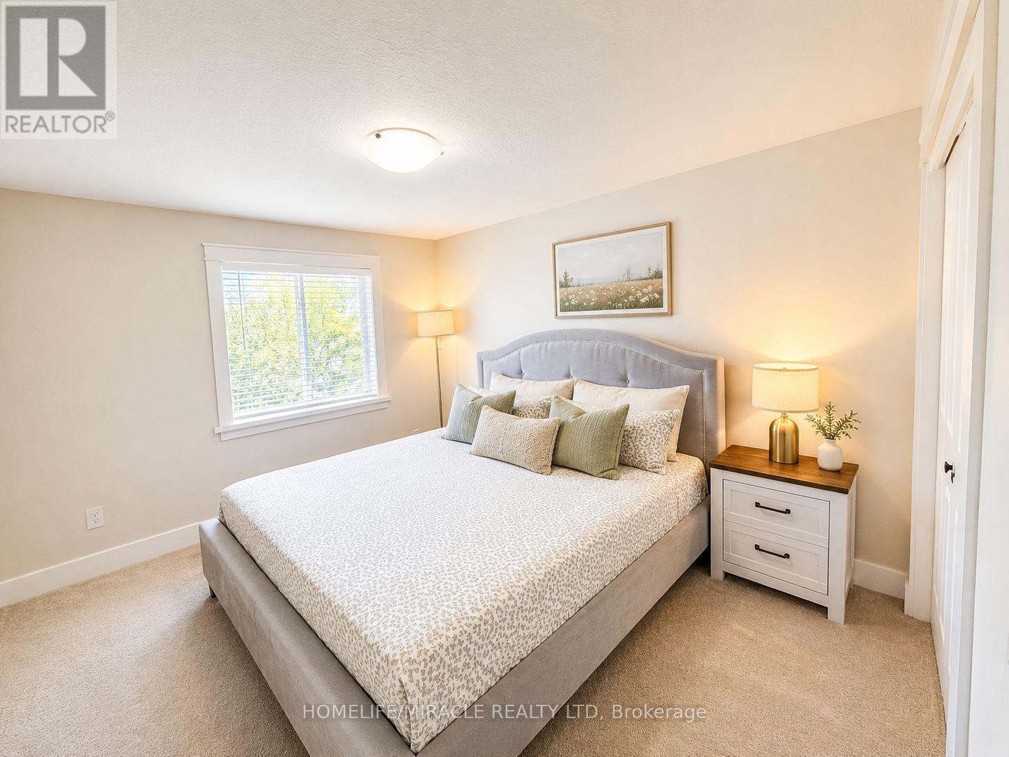 11 Reistview Street, Kitchener, ON