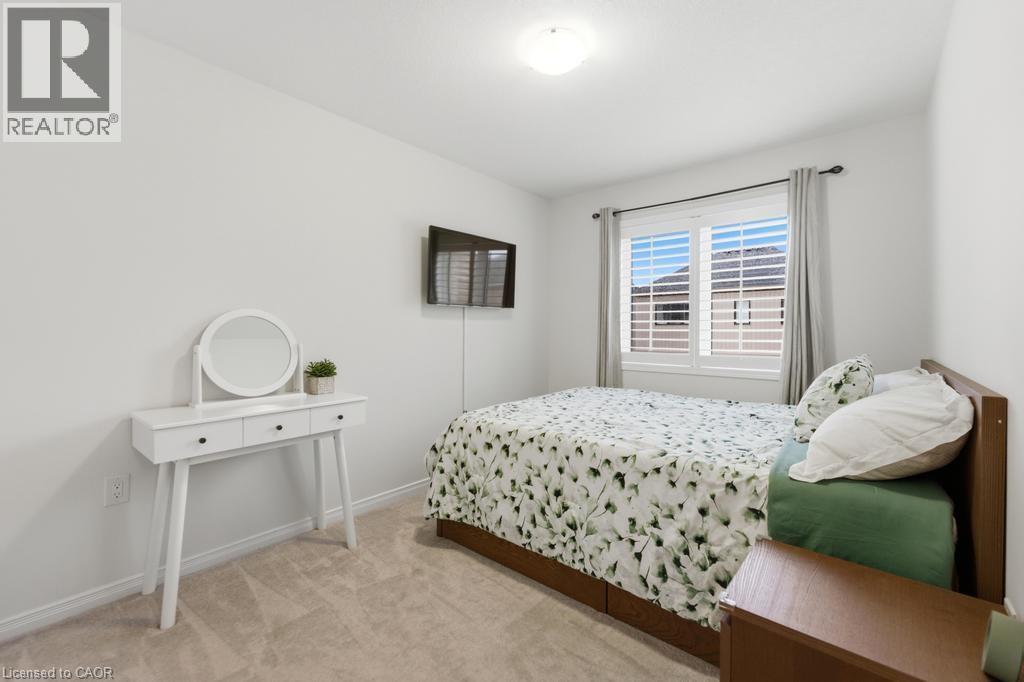 35 Arnold Marshall Boulevard, Caledonia, ON