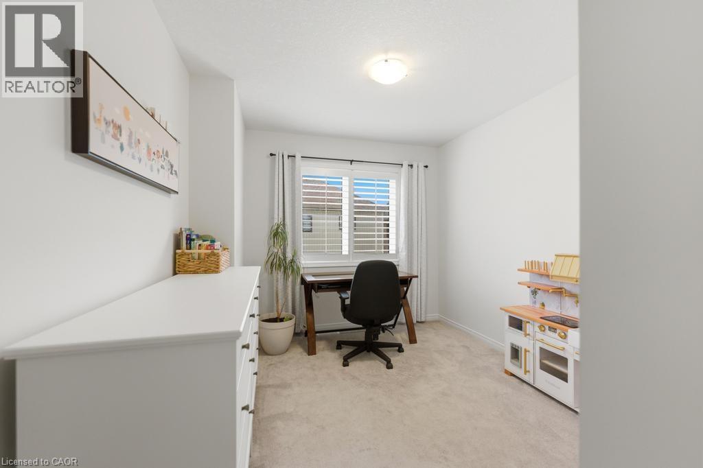 35 Arnold Marshall Boulevard, Caledonia, ON