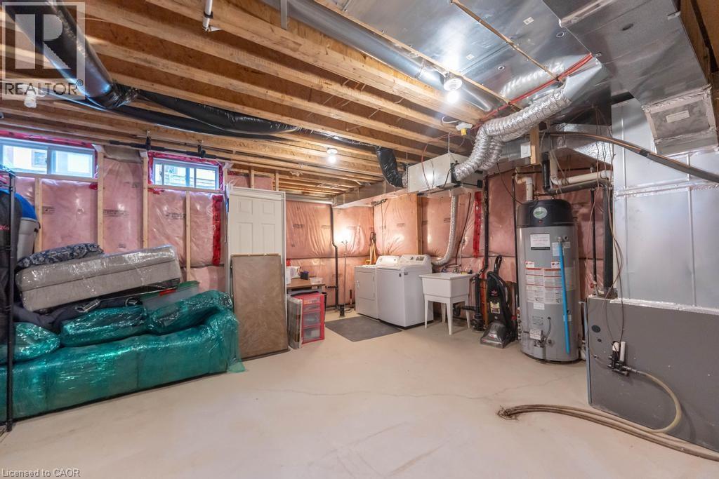 35 Arnold Marshall Boulevard, Caledonia, ON