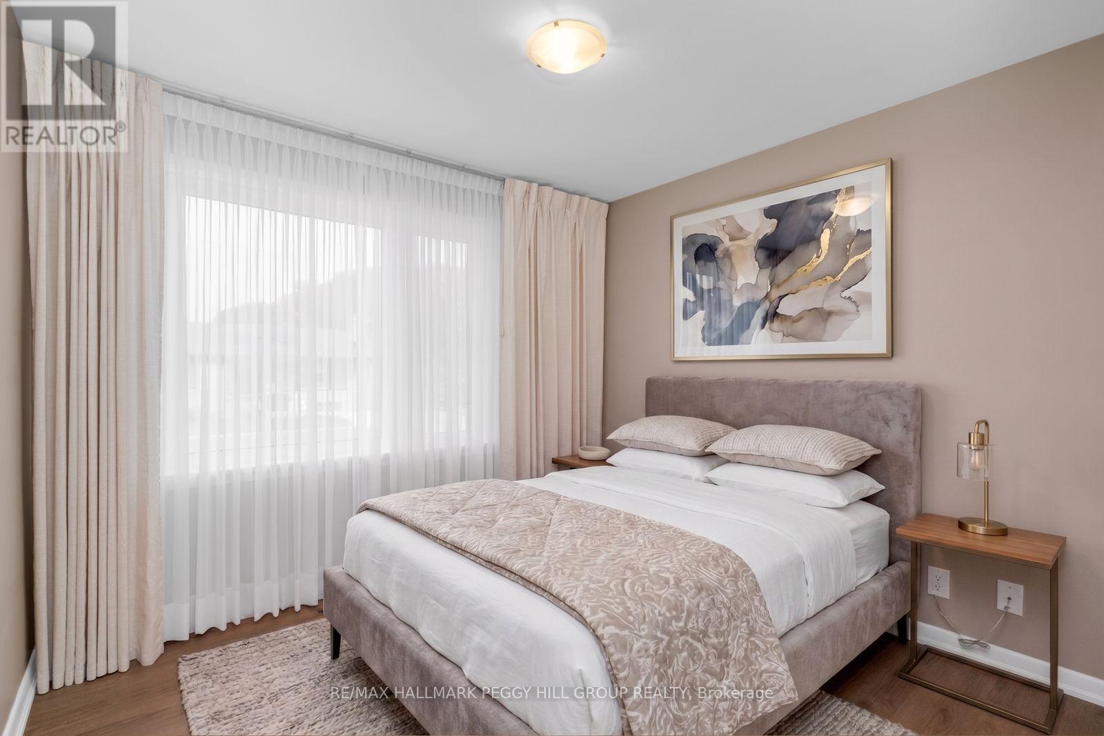 77 Stapleton Drive, Toronto, ON