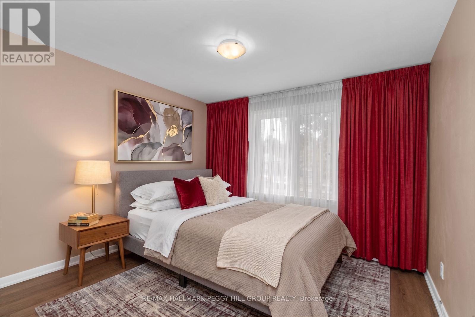 77 Stapleton Drive, Toronto, ON