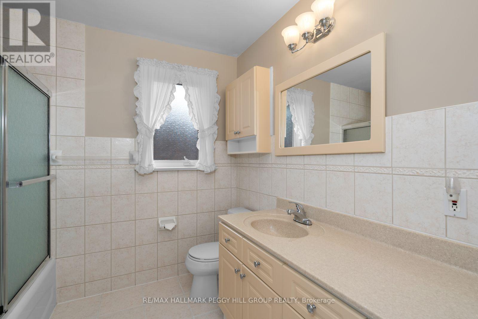 77 Stapleton Drive, Toronto, ON