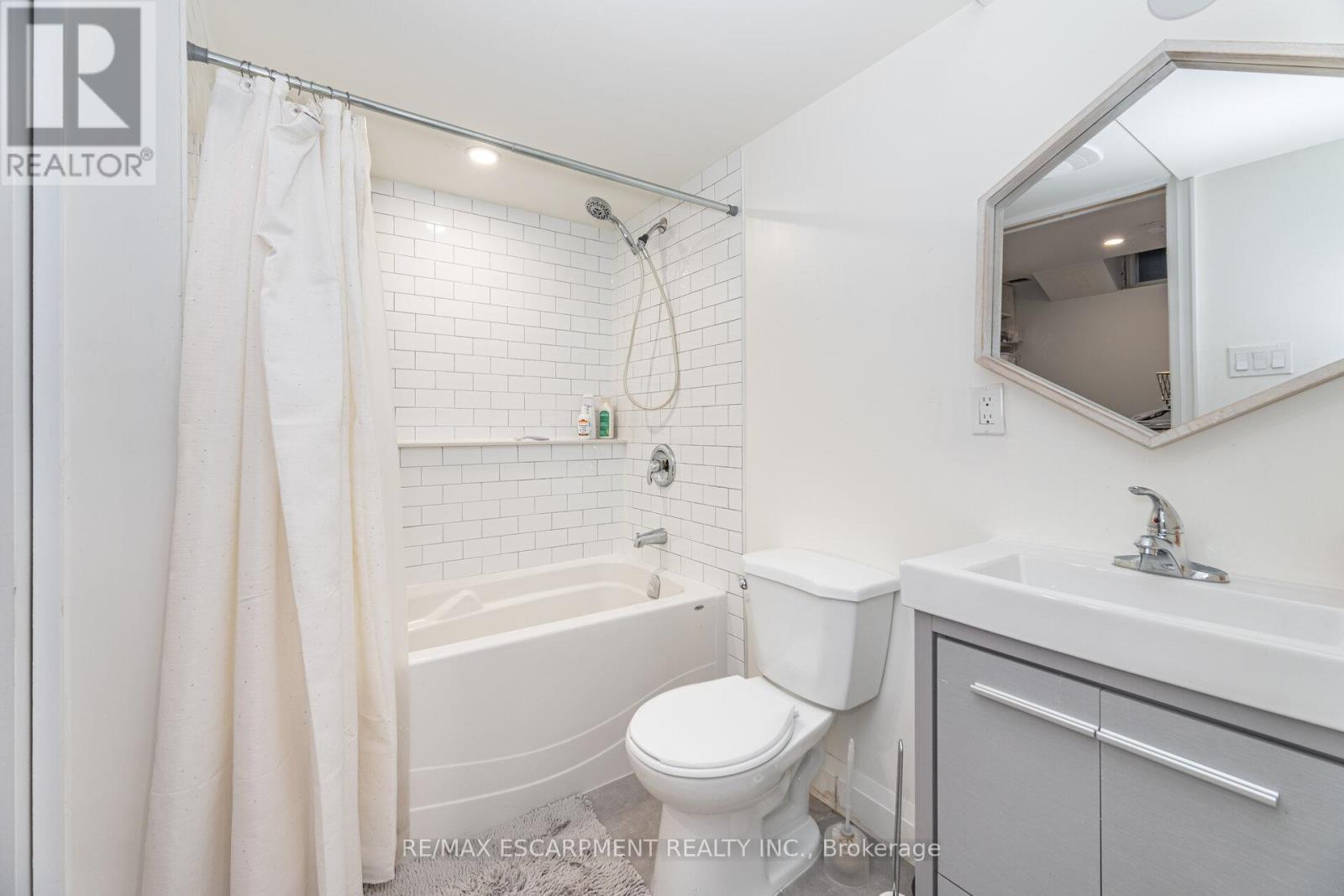 4406 Lee Drive, Mississauga, ON