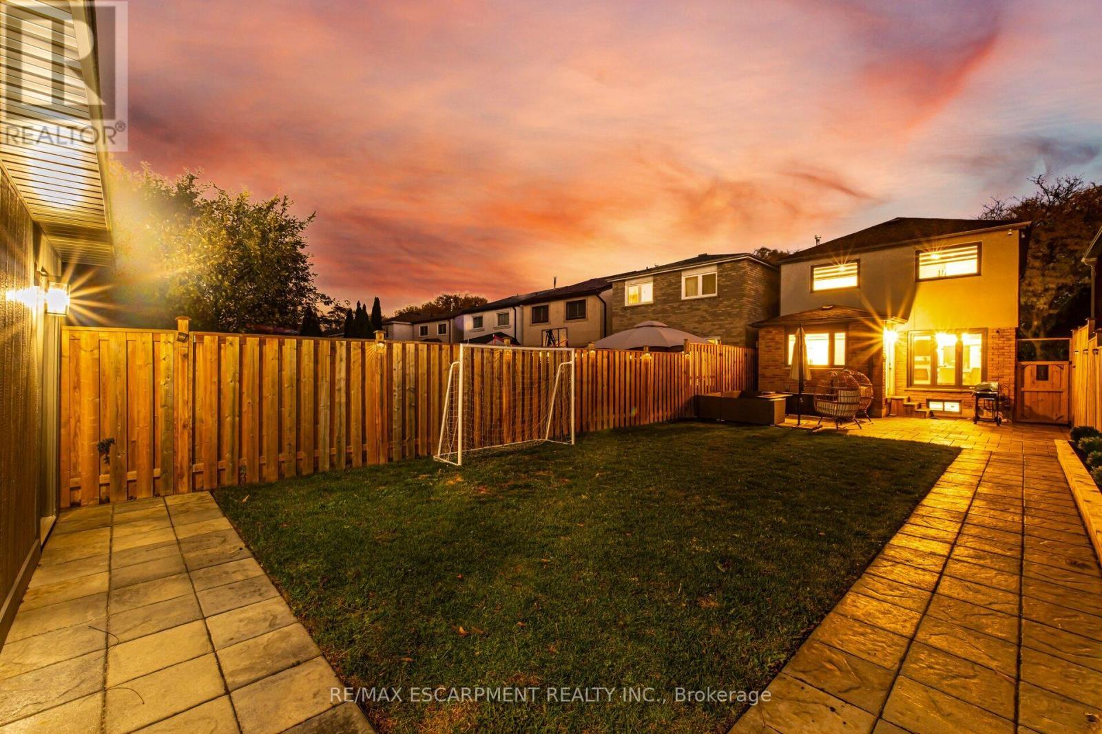 4406 Lee Drive, Mississauga, ON