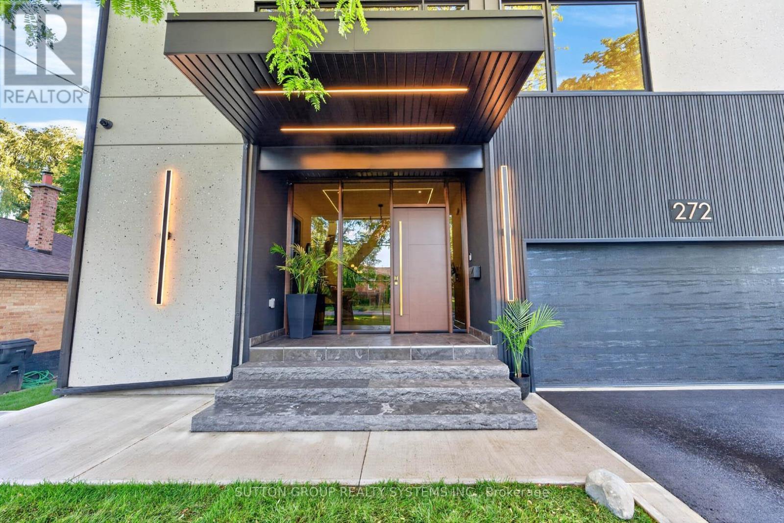 272 Renforth Drive, Toronto, ON