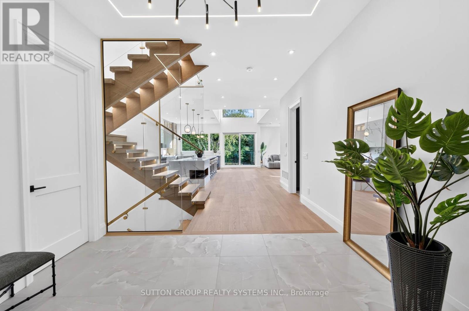 272 Renforth Drive, Toronto, ON