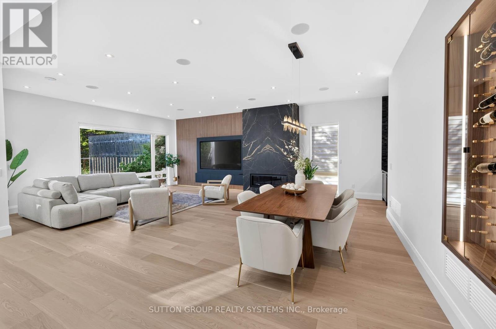 272 Renforth Drive, Toronto, ON