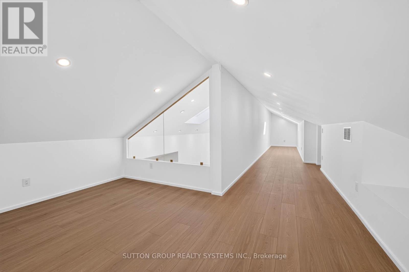 Attic - 272 Renforth Drive, Toronto, ON