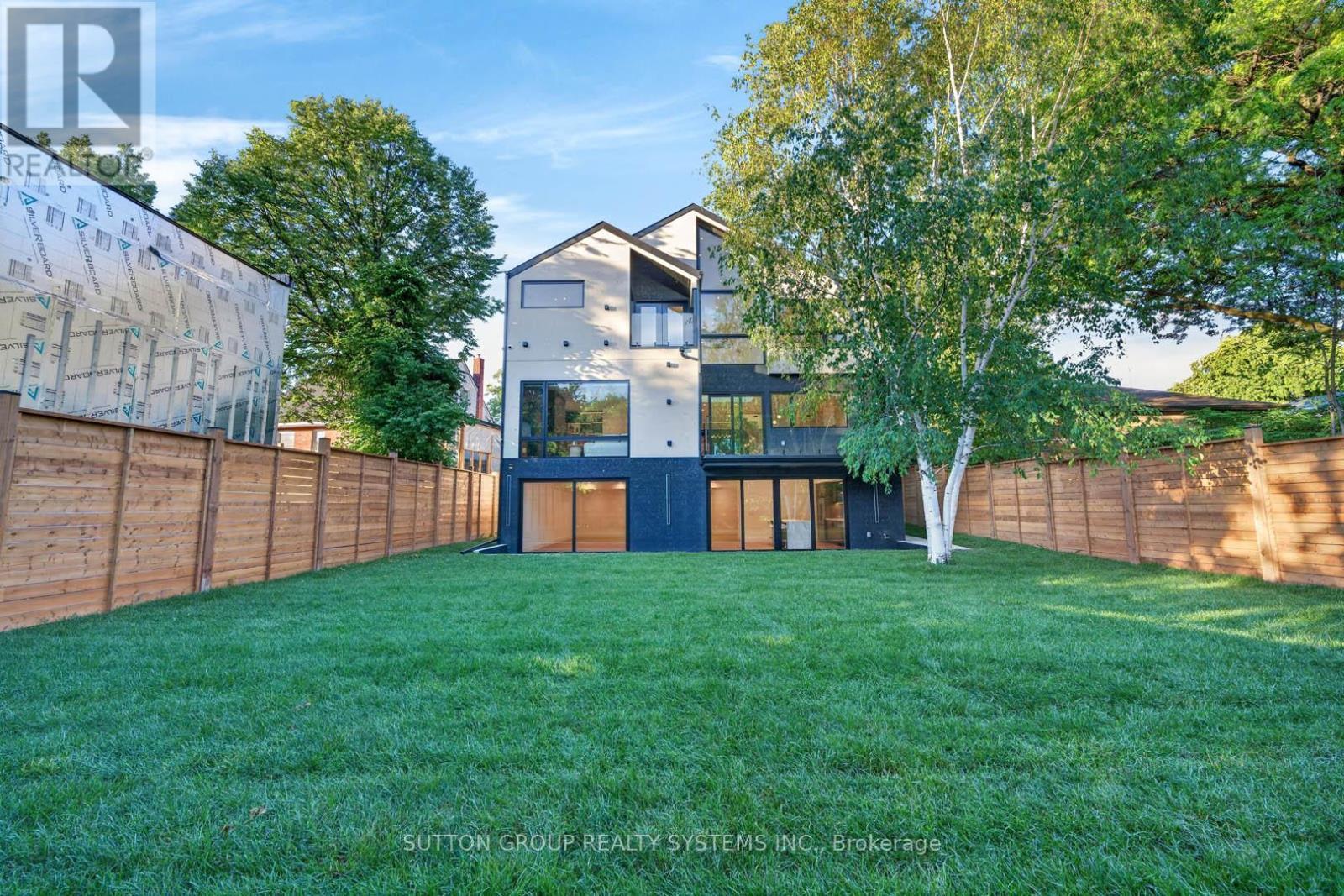 272 Renforth Drive, Toronto, ON
