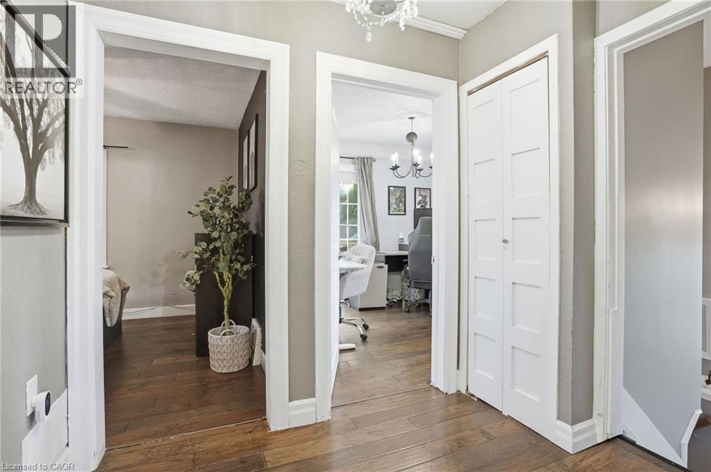 613 Clark Avenue, Burlington, ON