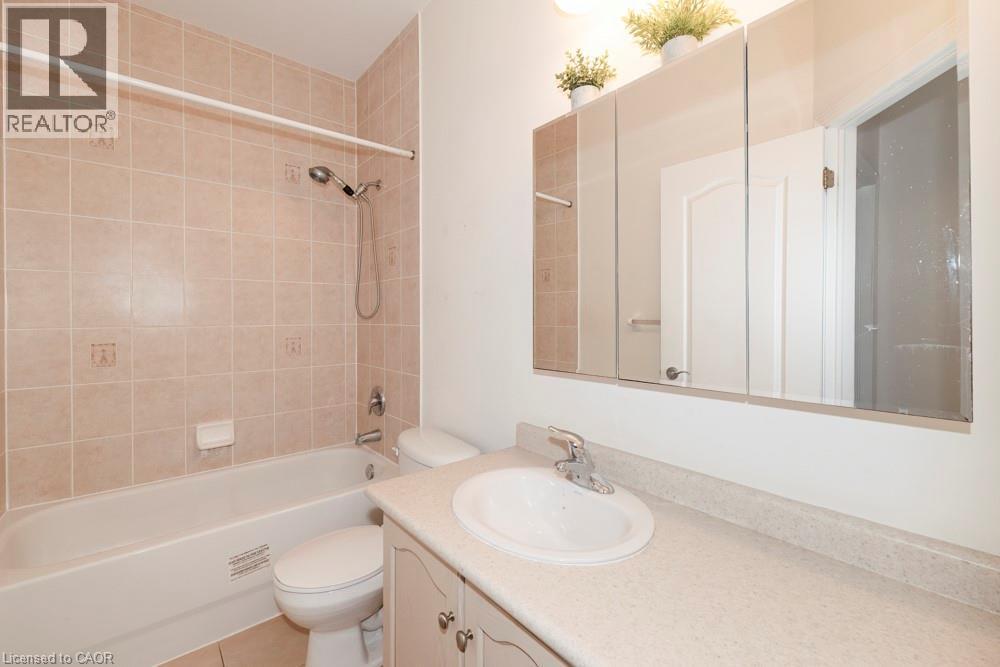 802 Coldstream Drive, Oshawa, ON