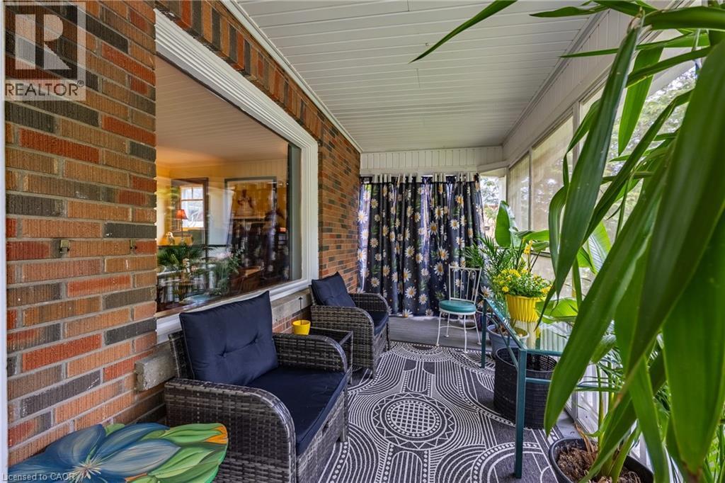 Screened-in Front Porch - 72 Crescent Boulevard, Simcoe, ON - Outdoor With Deck Patio Veranda With Exterior