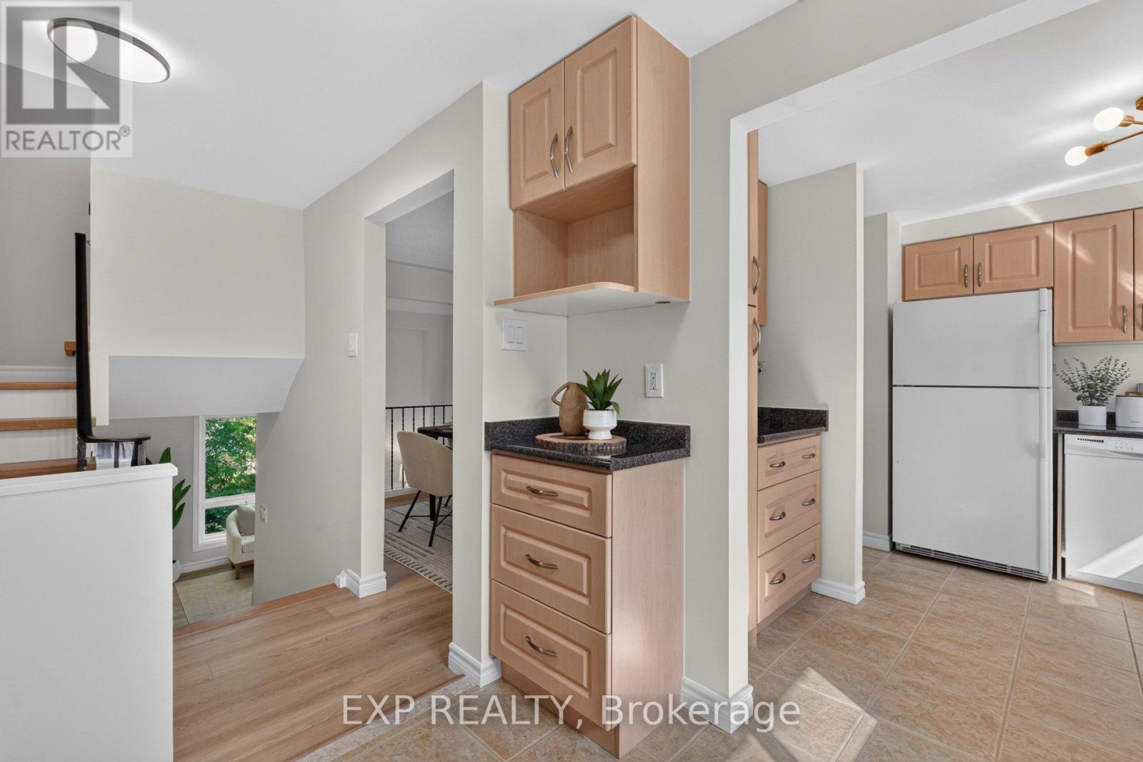 38 Rusty Crestway, Toronto, ON