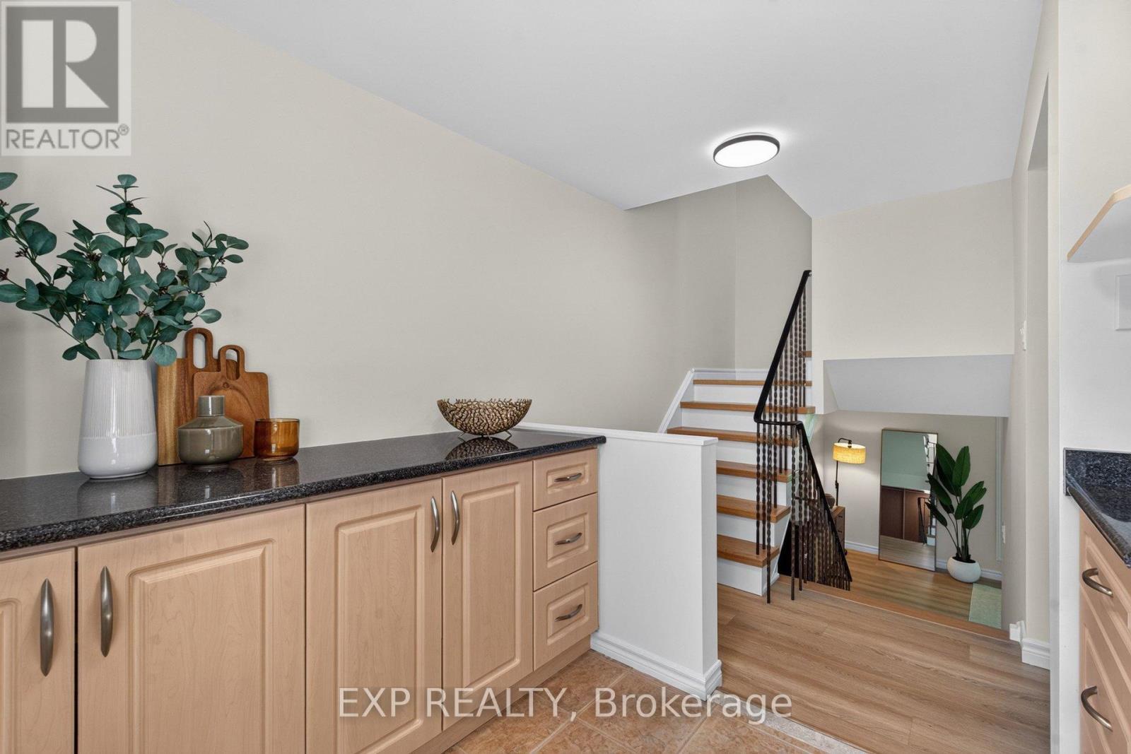 38 Rusty Crestway, Toronto, ON